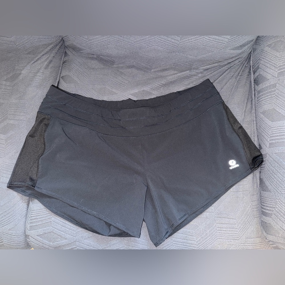 Oiselle Black Athletic Shorts Moisture-Wicking Design